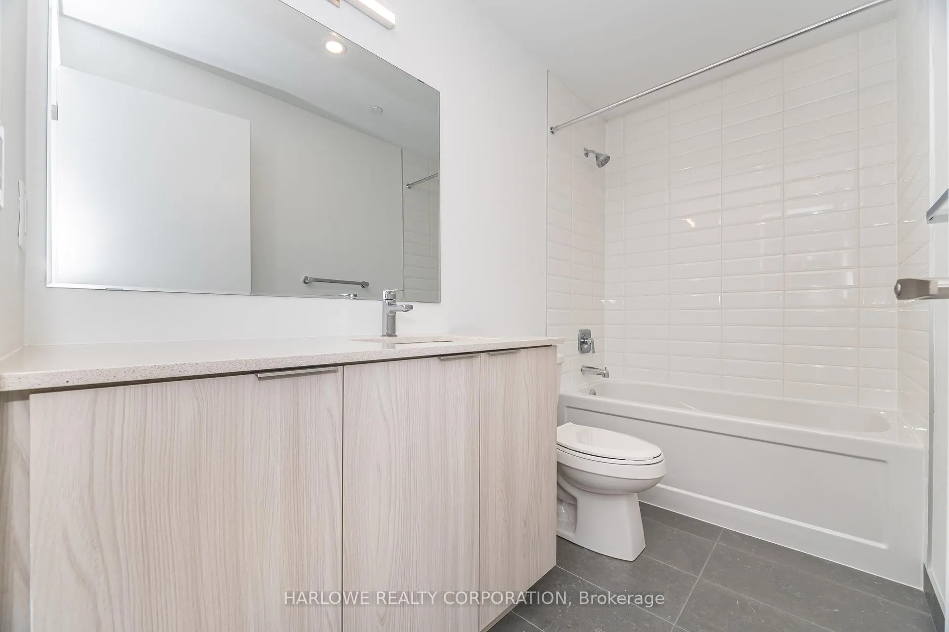 Photo 25 of Unit 305, 720 Whitlock Avenue, Milton, Cobban — HOMEH