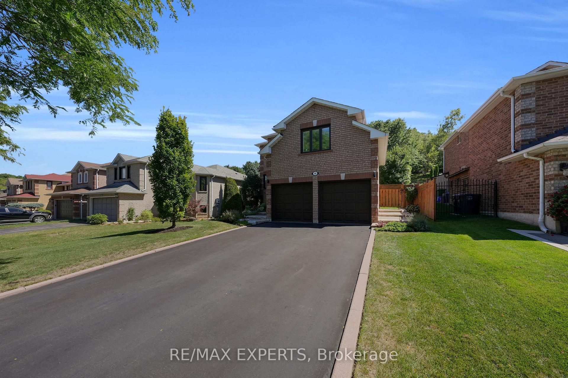 Photo 1 of 44 Sunkist Valley Road, Caledon, Bolton East — HOMEH