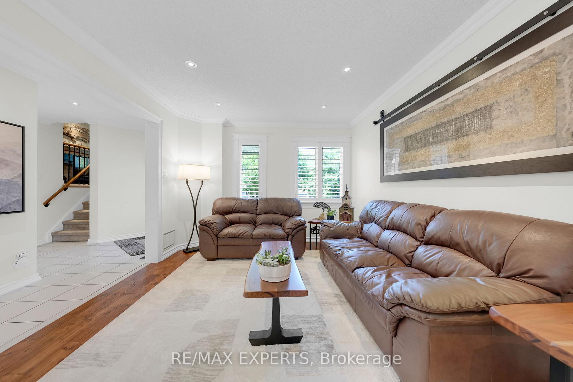 Photo 10 of 44 Sunkist Valley Road, Caledon, Bolton East — HOMEH