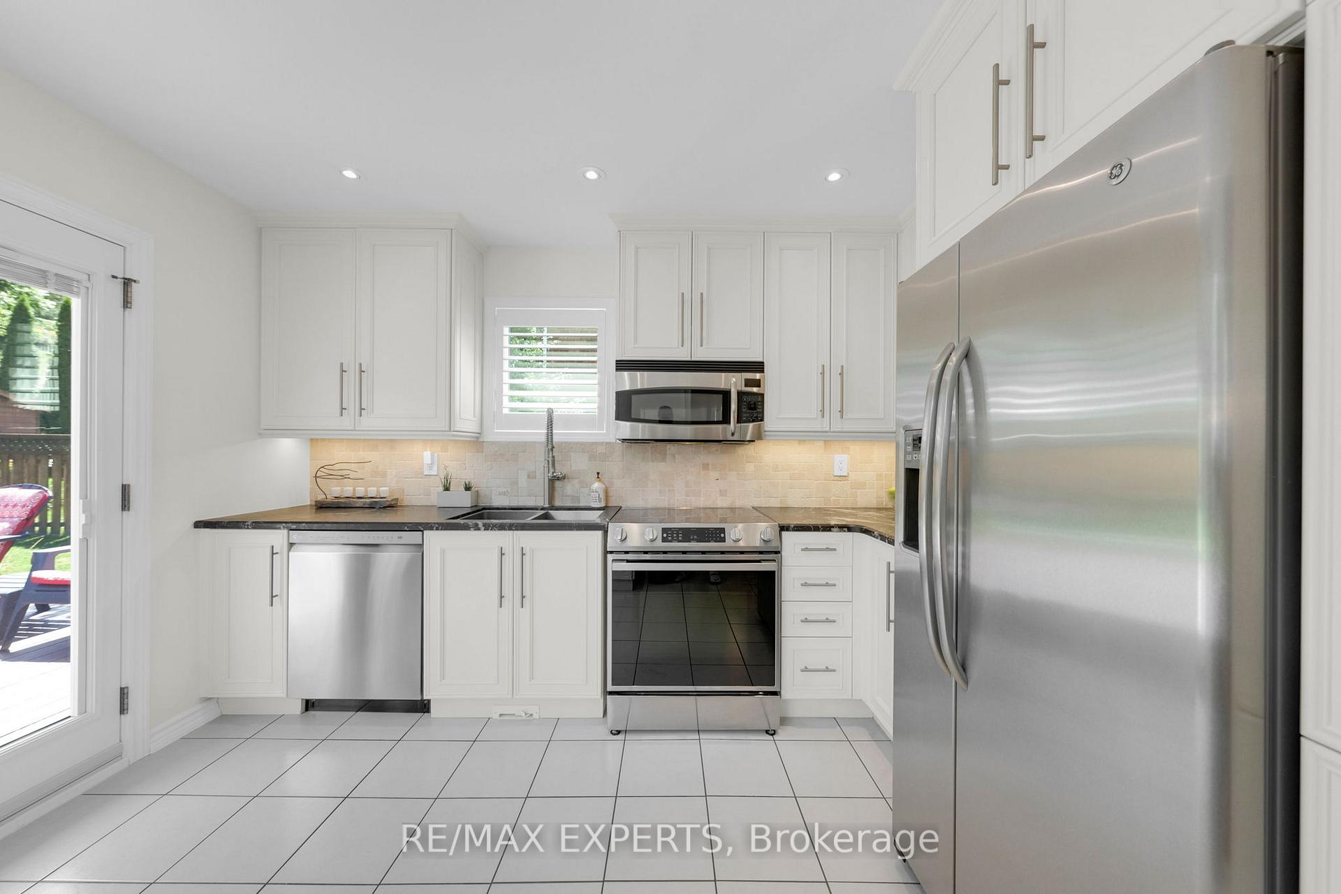 Photo 20 of 44 Sunkist Valley Road, Caledon, Bolton East — HOMEH
