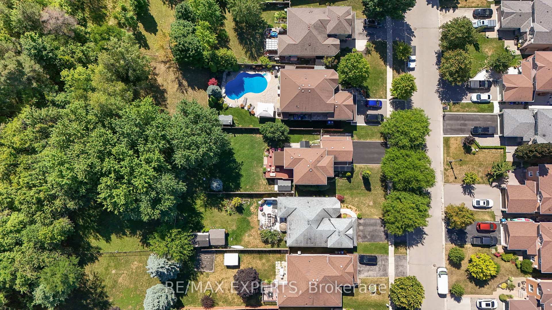 Photo 45 of 44 Sunkist Valley Road, Caledon, Bolton East — HOMEH