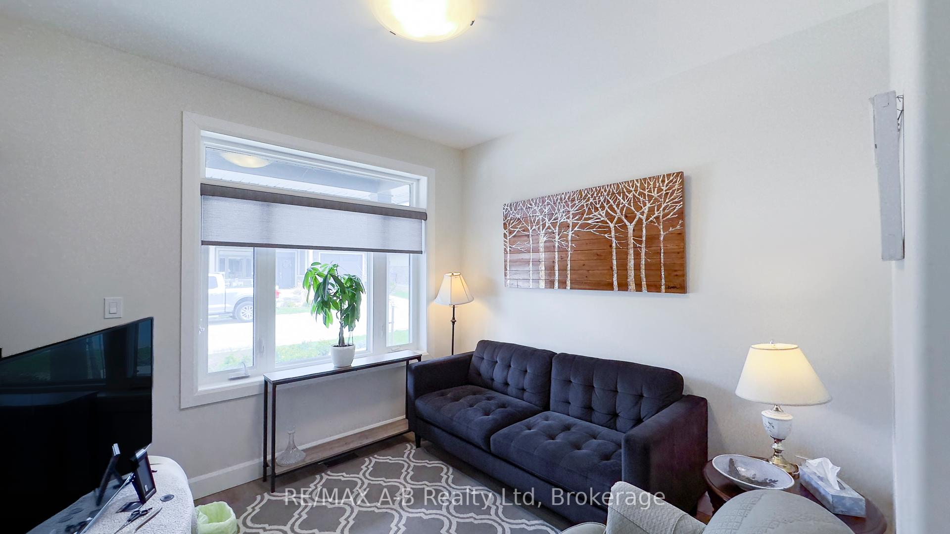 Photo 4 of 28 Upper Thames Lane, West Perth, Mitchell — HOMEH