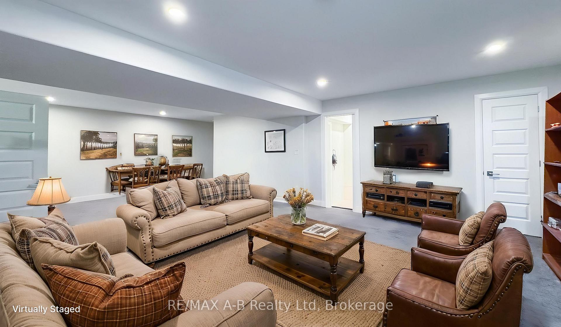 Photo 17 of 28 Upper Thames Lane, West Perth, Mitchell — HOMEH