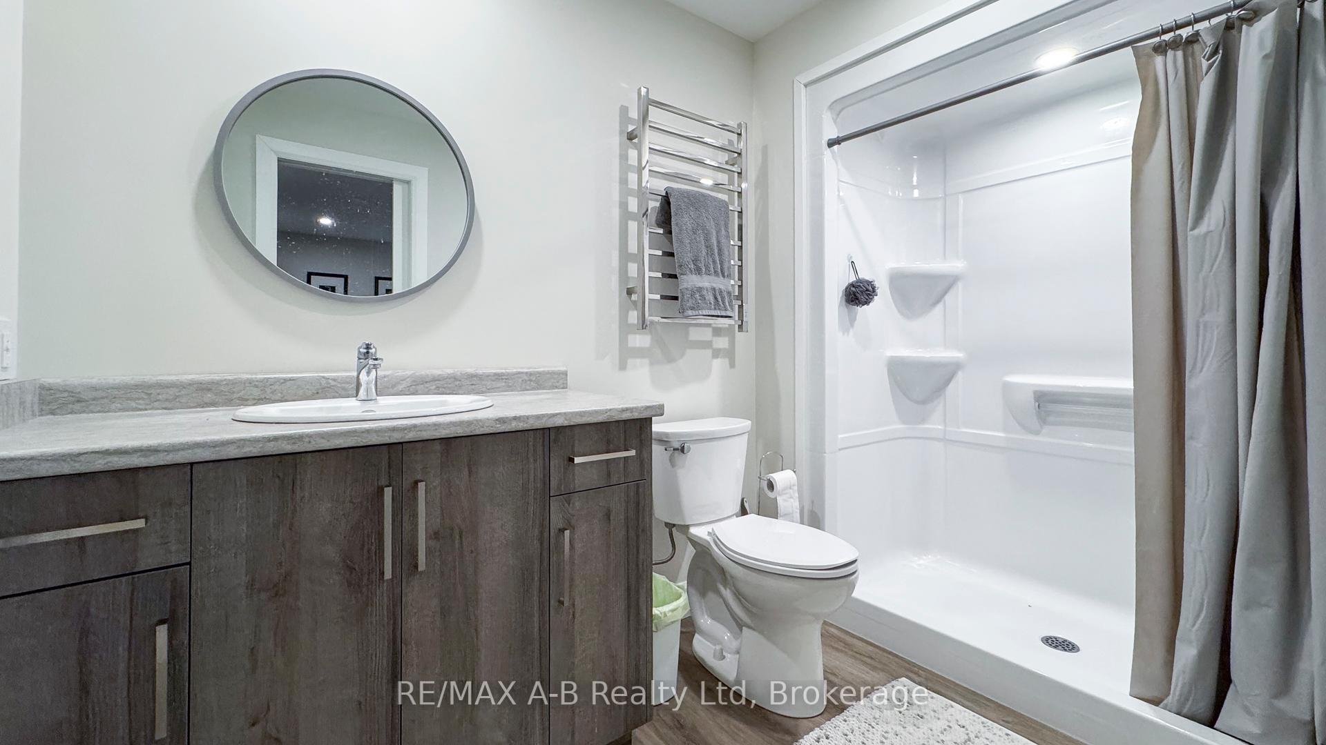 Photo 21 of 28 Upper Thames Lane, West Perth, Mitchell — HOMEH