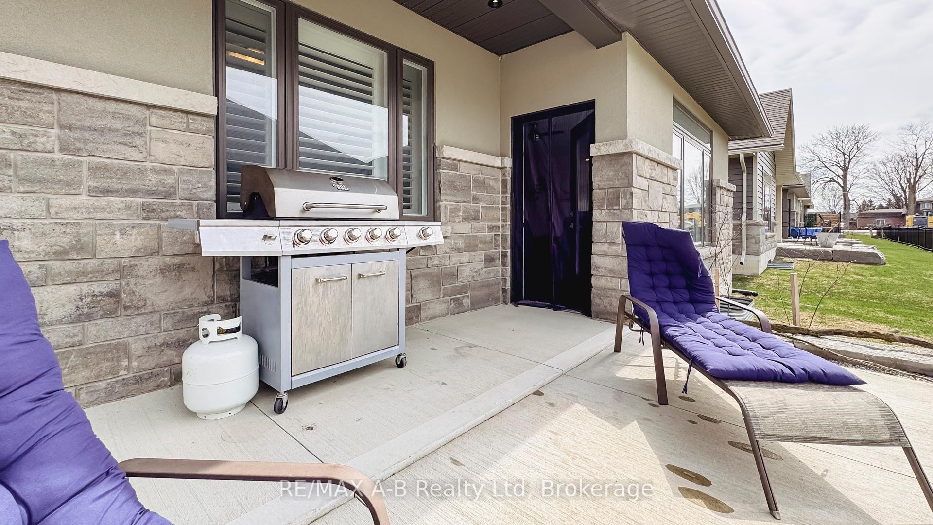 Photo 22 of 28 Upper Thames Lane, West Perth, Mitchell — HOMEH