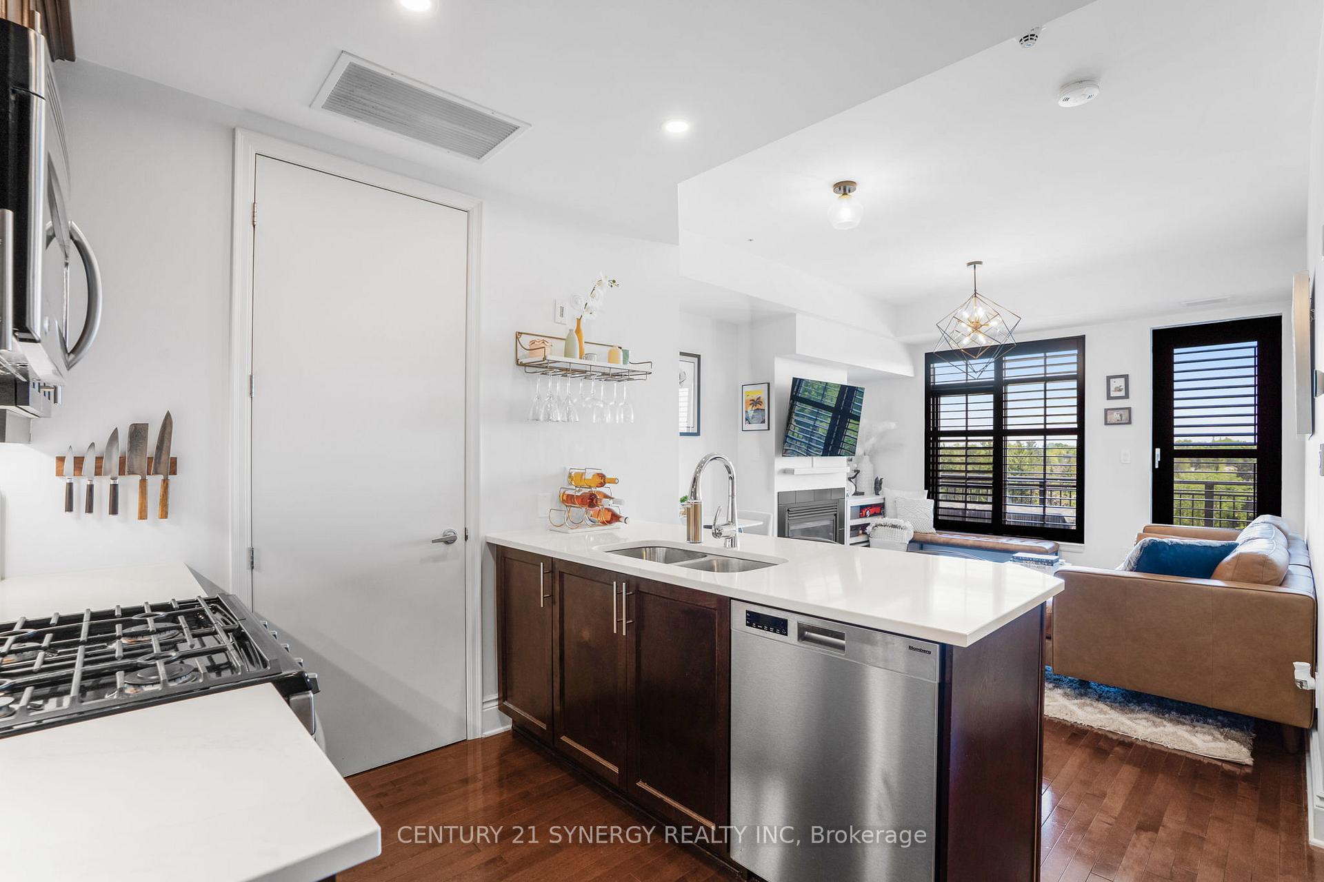 Photo 8 of Unit 901, 330 Loretta Avenue S, Ottawa, West Centre Town — HOMEH