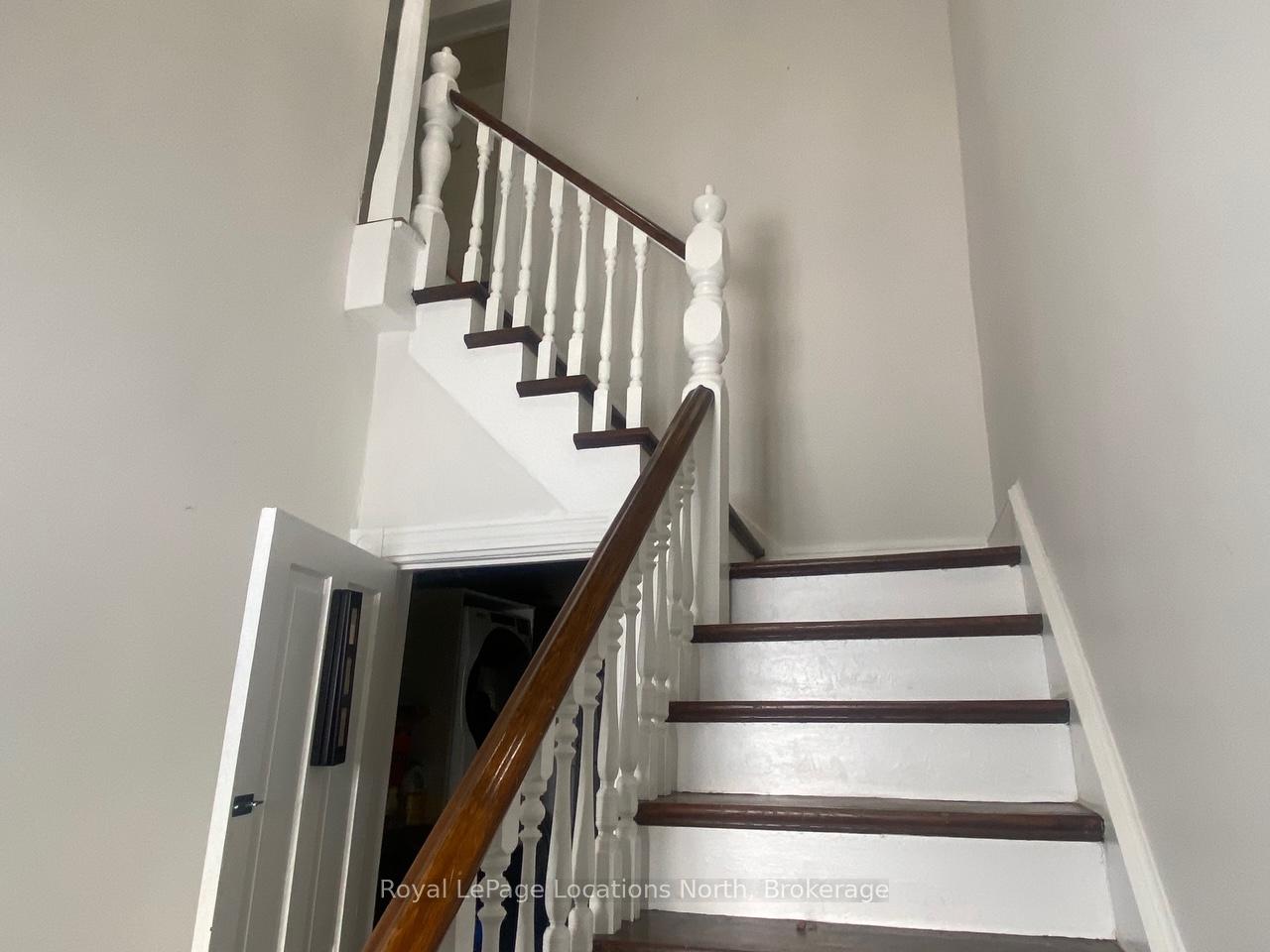Photo 6 of Unit Upper Level, 7344 26 Highway E, Clearview, Stayner — HOMEH