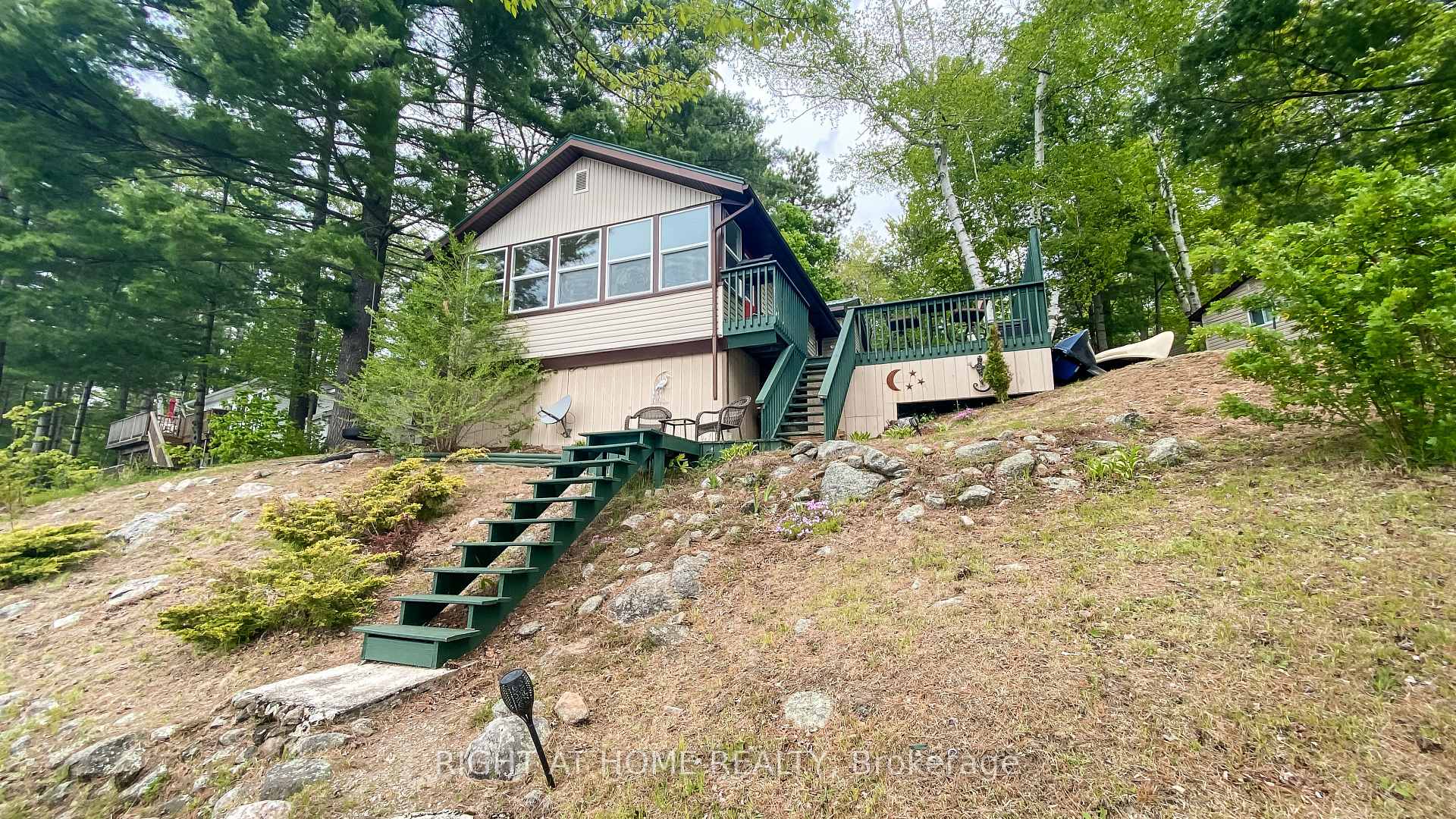 Photo 3 of 1058 Simmons Lane E, Frontenac, Frontenac Centre — HOMEH