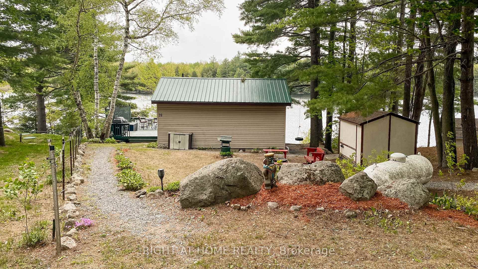 Photo 6 of 1058 Simmons Lane E, Frontenac, Frontenac Centre — HOMEH