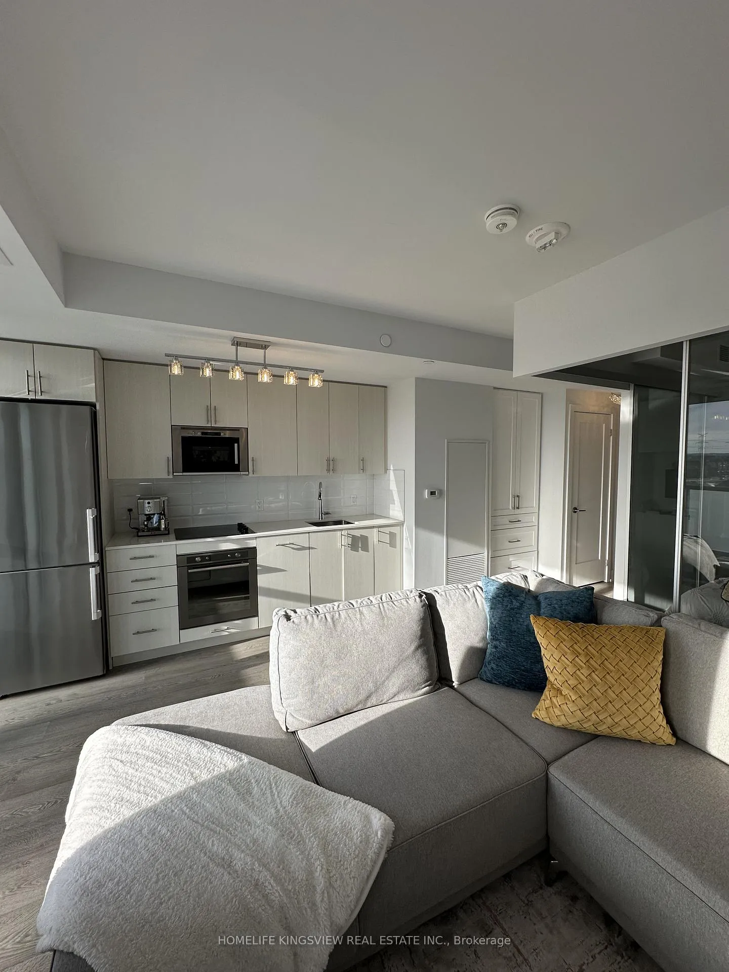 Photo 8 of Unit 501, 2550 Simcoe Street N, Oshawa, Windfields — HOMEH
