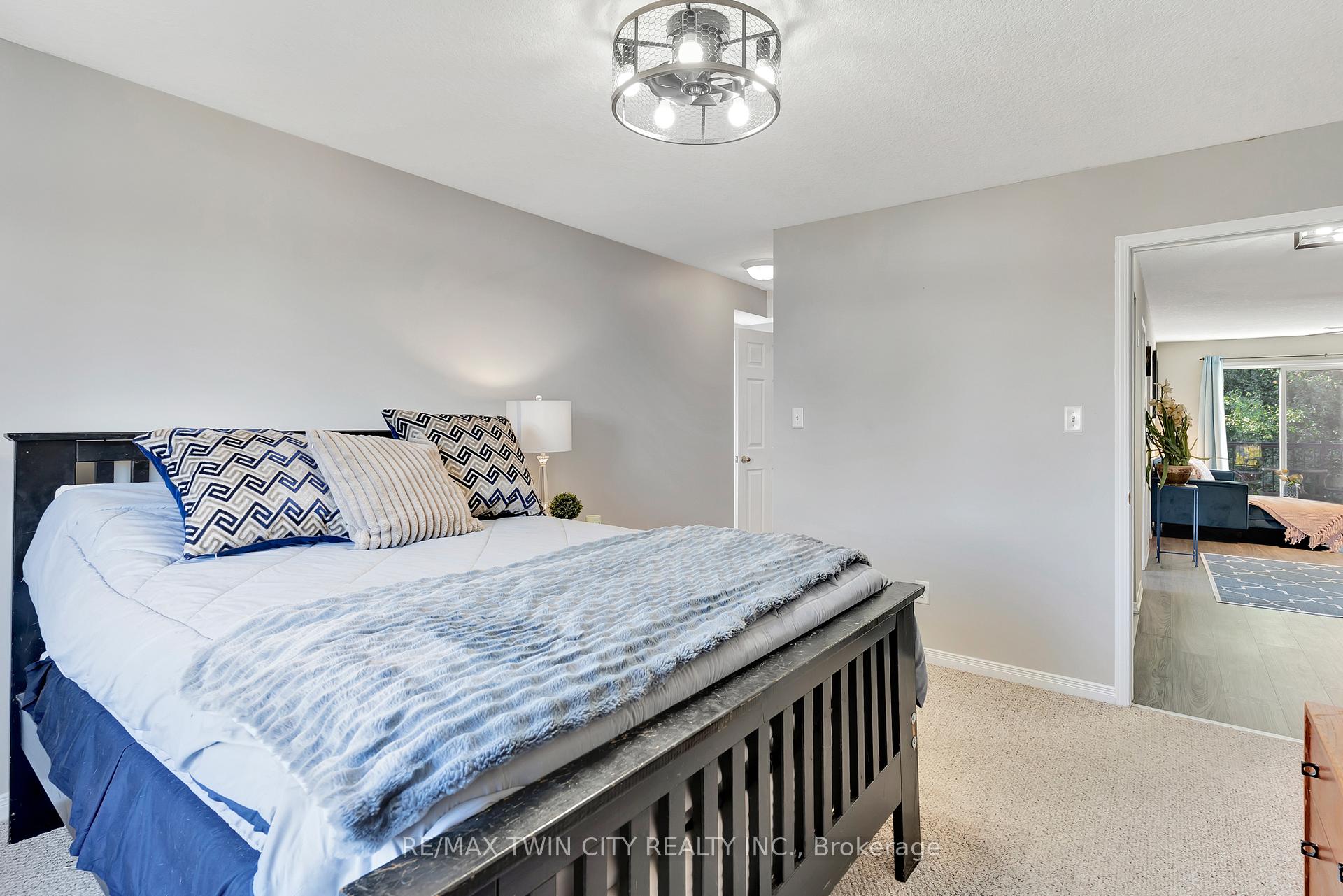 Photo 37 of Unit 1D, 45 Cedarhill Crescent, Kitchener — HOMEH