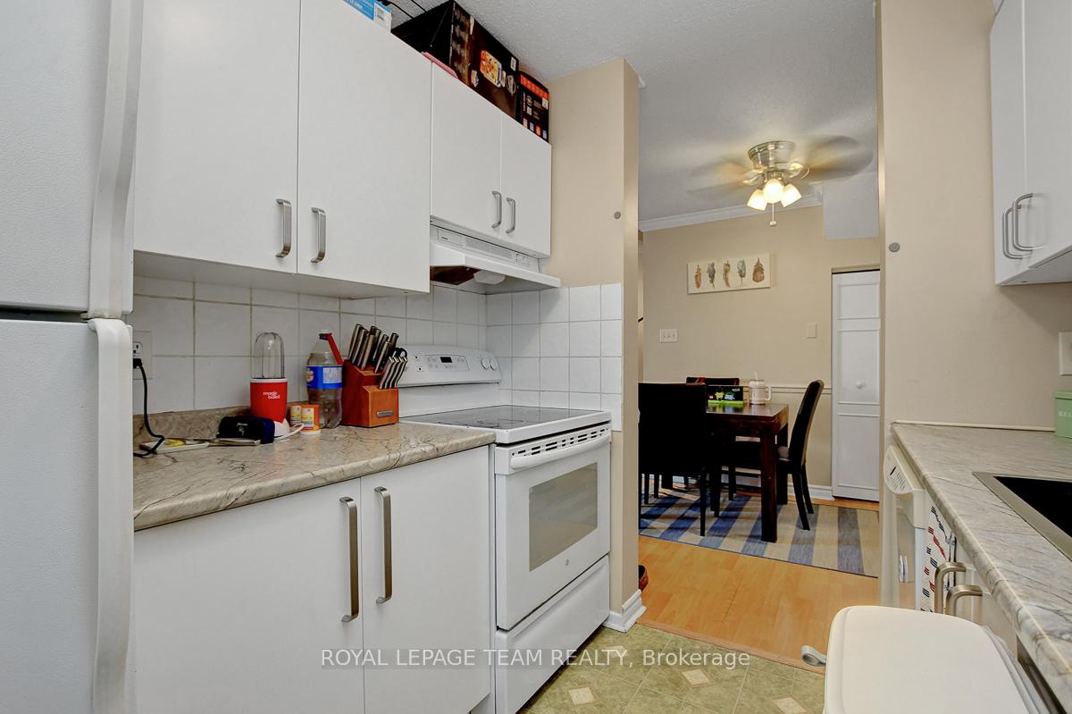 Photo 14 of Unit C, 9 Forester Crescent, Ottawa, Westcliffe Estates — HOMEH