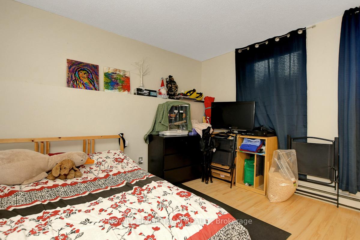 Photo 21 of Unit C, 9 Forester Crescent, Ottawa, Westcliffe Estates — HOMEH