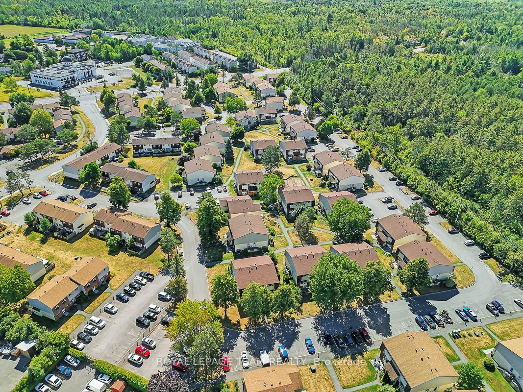 Photo 28 of Unit C, 9 Forester Crescent, Ottawa, Westcliffe Estates — HOMEH