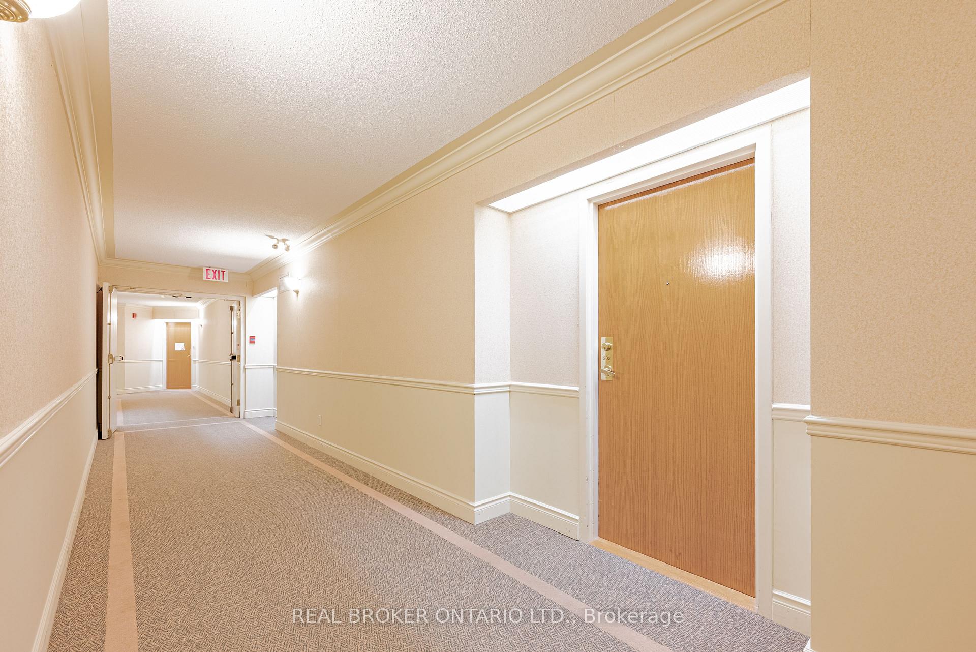Photo 6 of Unit 202, 3 Heritage Way, Kawartha Lakes, Lindsay — HOMEH