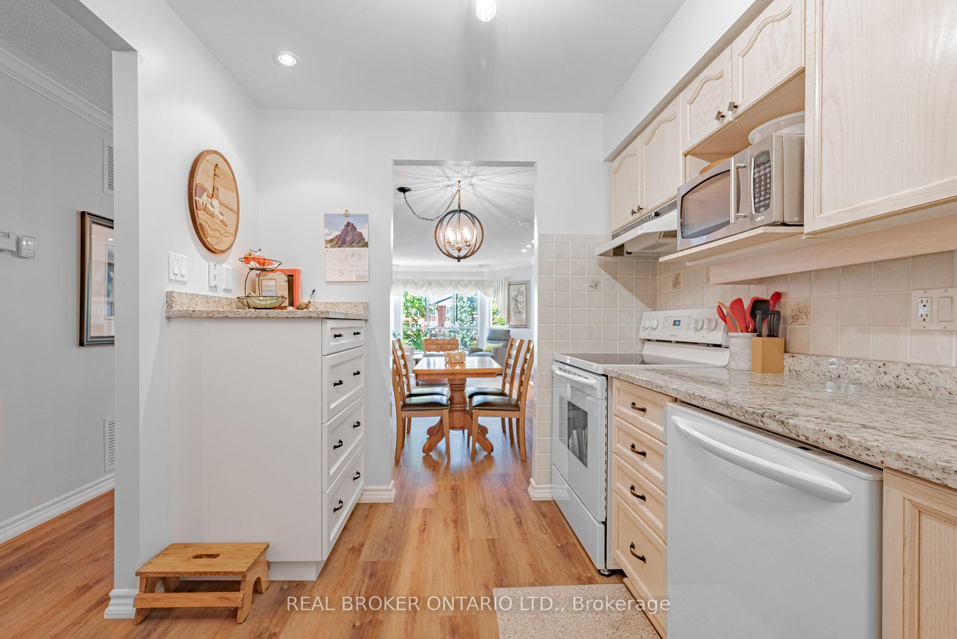 Photo 16 of Unit 202, 3 Heritage Way, Kawartha Lakes, Lindsay — HOMEH