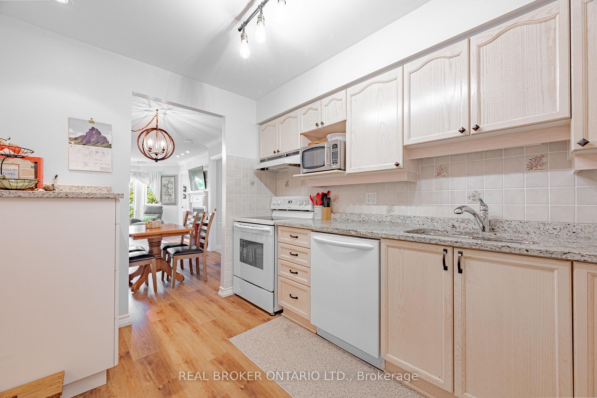 Photo 17 of Unit 202, 3 Heritage Way, Kawartha Lakes, Lindsay — HOMEH