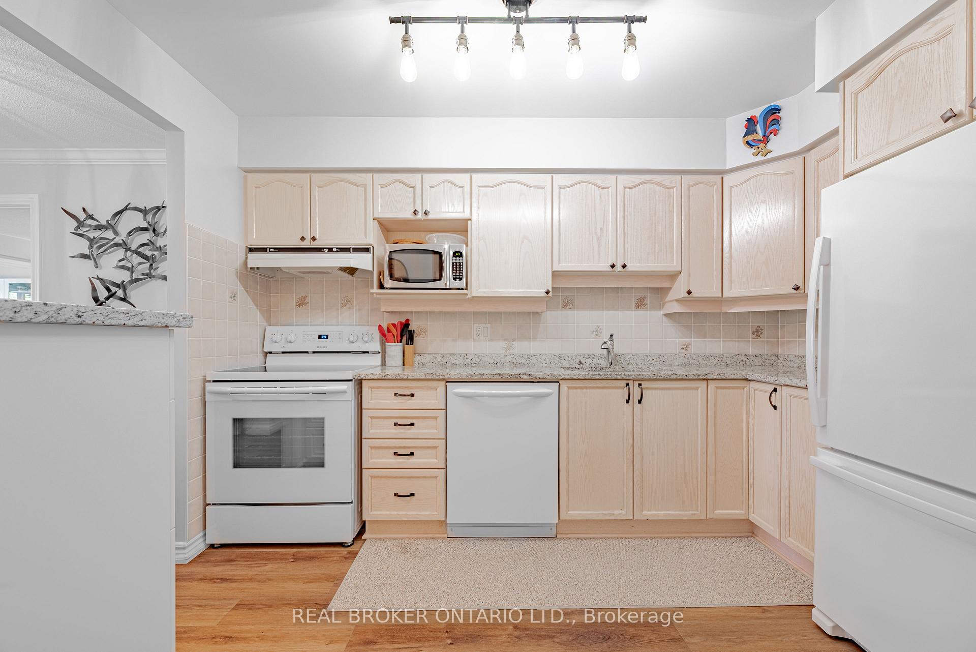 Photo 18 of Unit 202, 3 Heritage Way, Kawartha Lakes, Lindsay — HOMEH