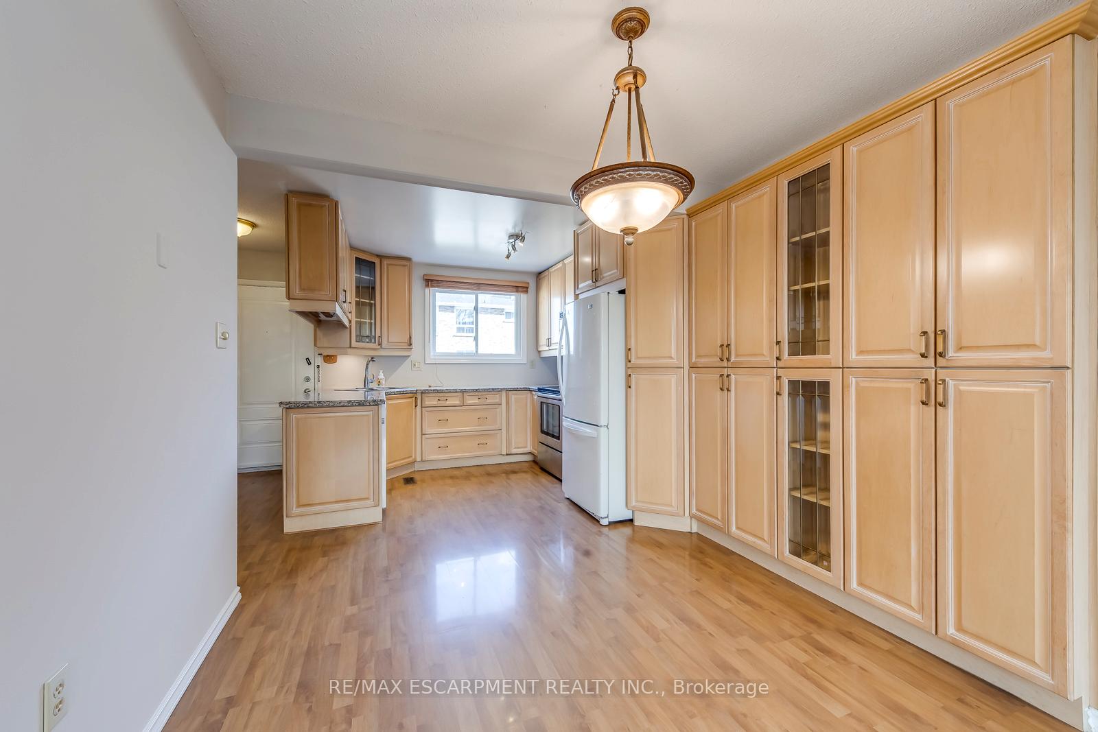 Photo 9 of Unit 69, 120 Quigley Road, Hamilton, Vincent — HOMEH