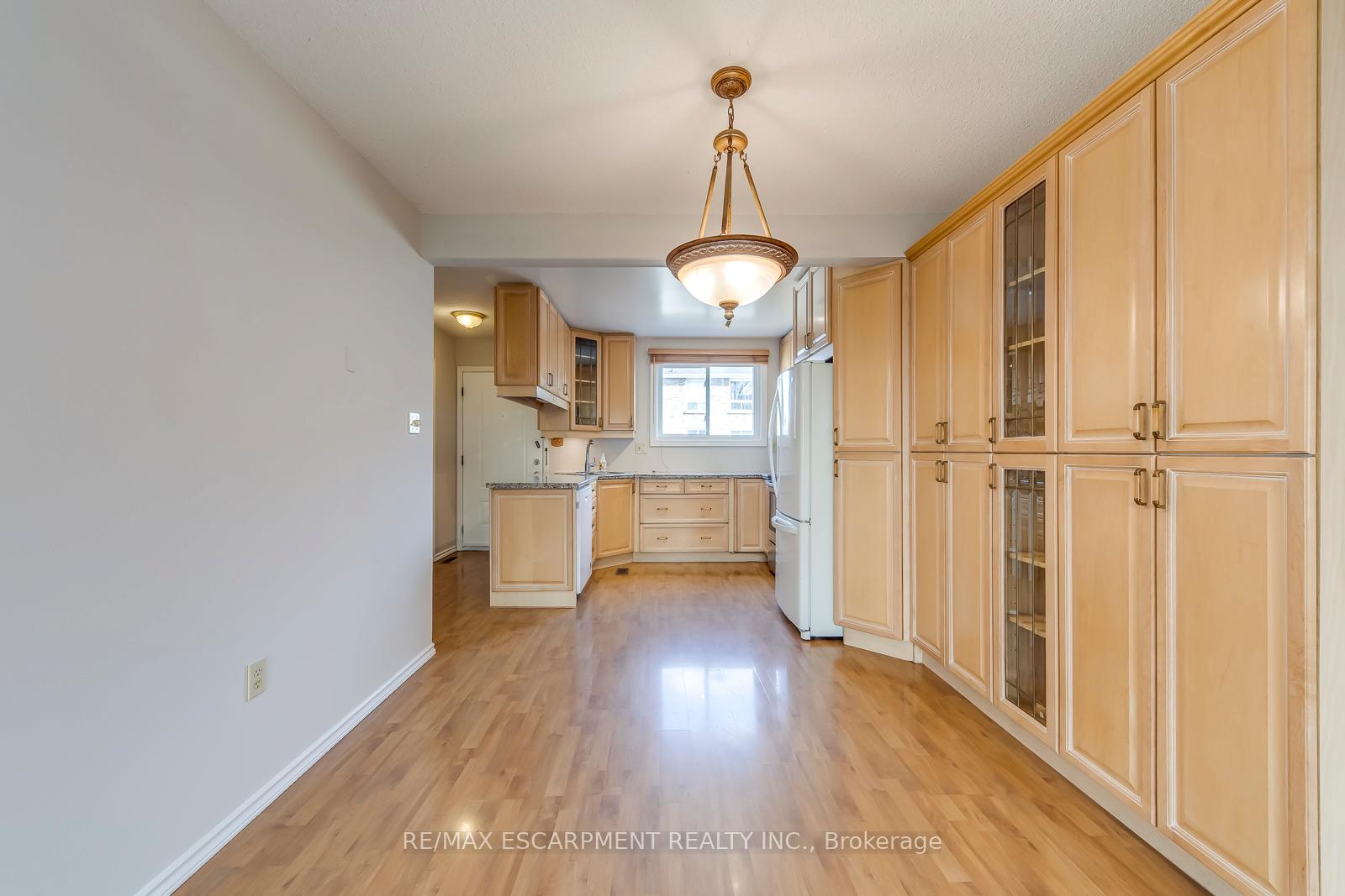 Photo 10 of Unit 69, 120 Quigley Road, Hamilton, Vincent — HOMEH