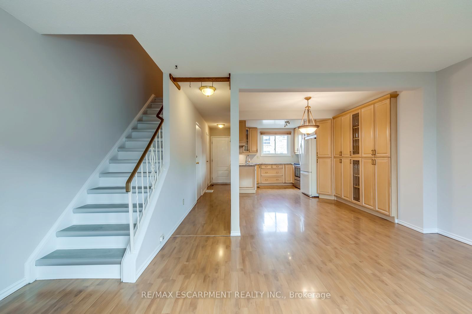 Photo 17 of Unit 69, 120 Quigley Road, Hamilton, Vincent — HOMEH