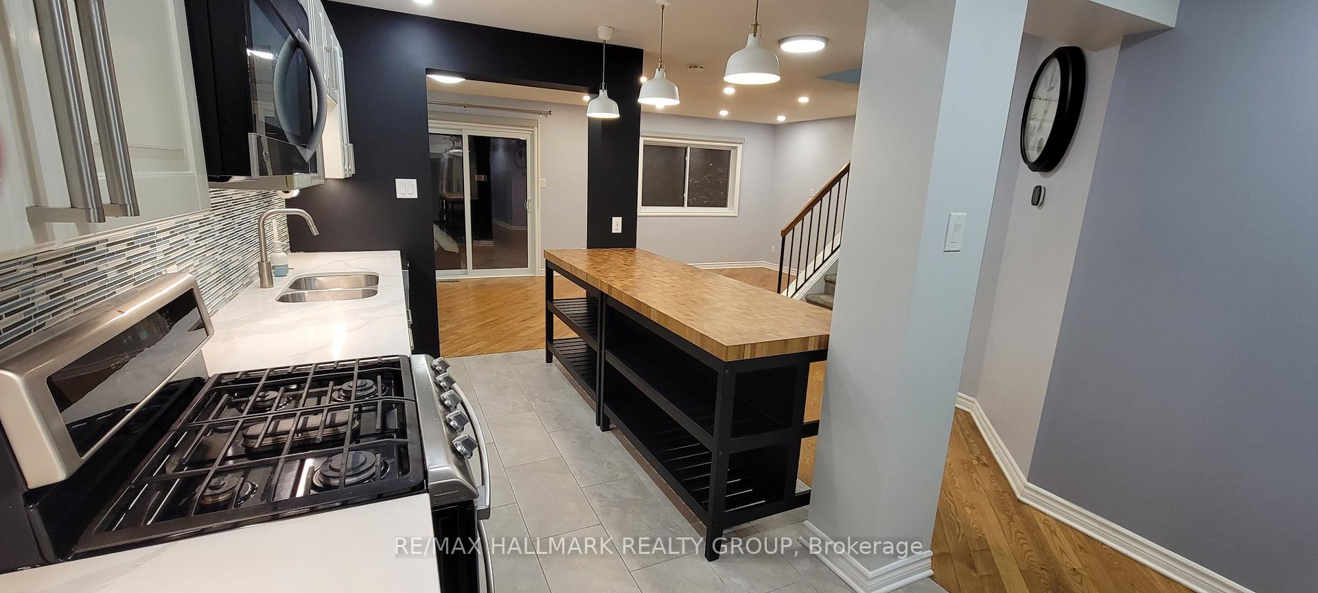 Photo 4 of 272 Pickford Drive, Ottawa, Kanata - Katimavik — HOMEH