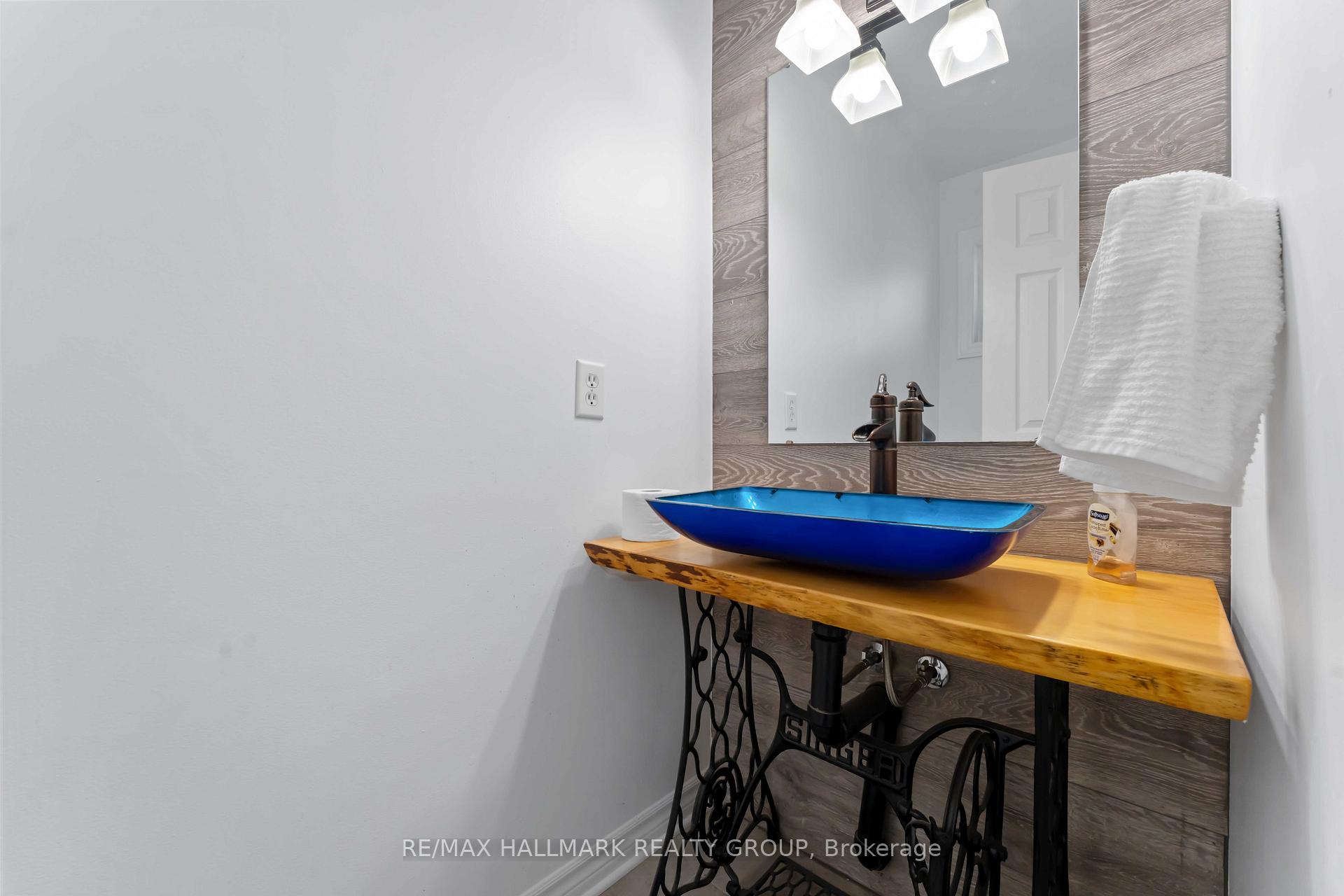 Photo 9 of 272 Pickford Drive, Ottawa, Kanata - Katimavik — HOMEH
