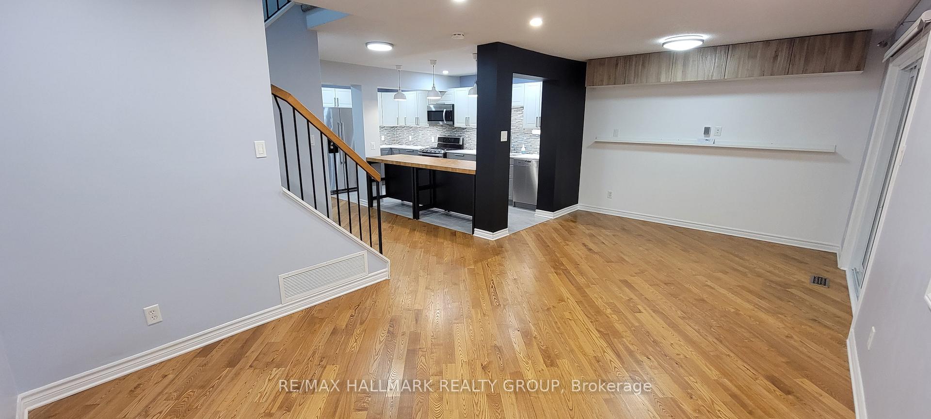Photo 10 of 272 Pickford Drive, Ottawa, Kanata - Katimavik — HOMEH
