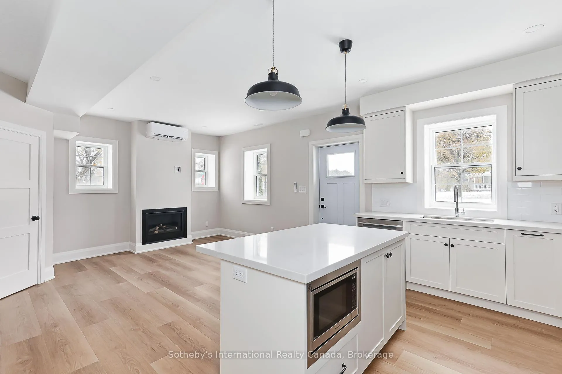 Photo 9 of 363 Sixth Street, Collingwood — HOMEH