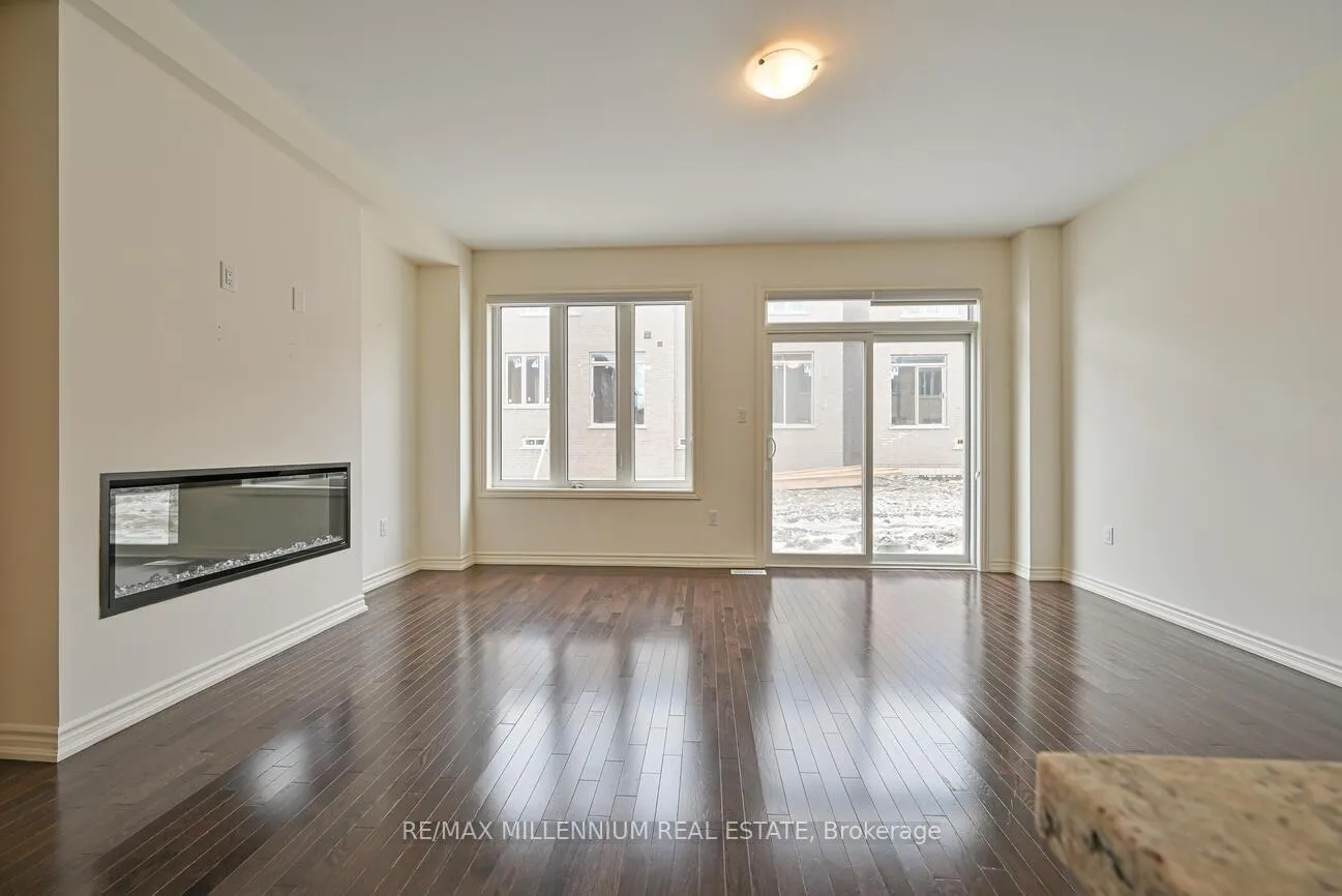 Photo 4 of Unit Upper, 92 Adventura Road, Brampton, Northwest Brampton — HOMEH