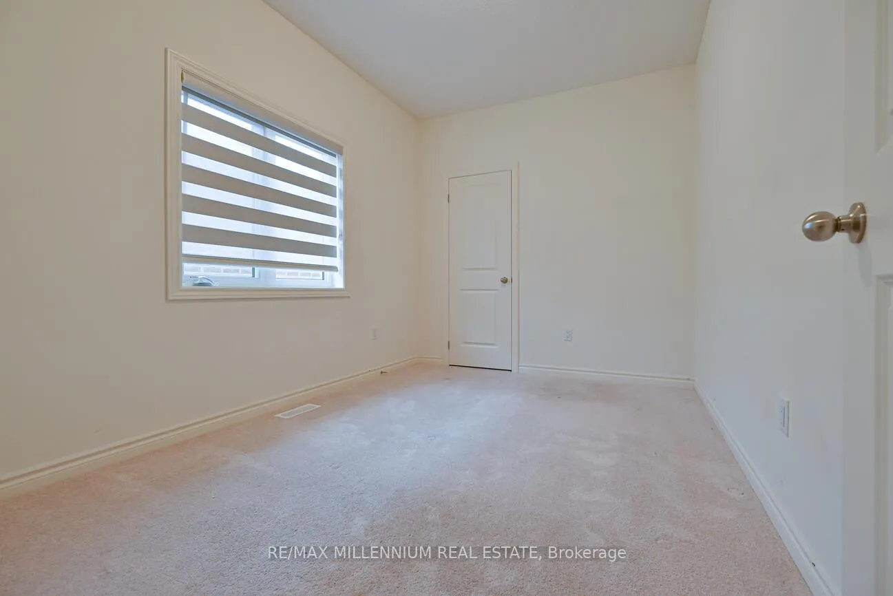 Photo 7 of Unit Upper, 92 Adventura Road, Brampton, Northwest Brampton — HOMEH