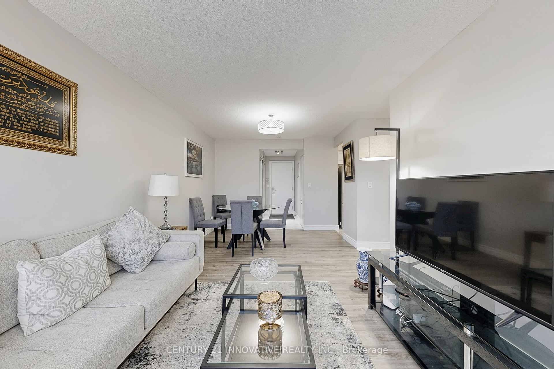 Photo 4 of Unit 501, 1000 The Esplanade N, Pickering, Town Centre — HOMEH