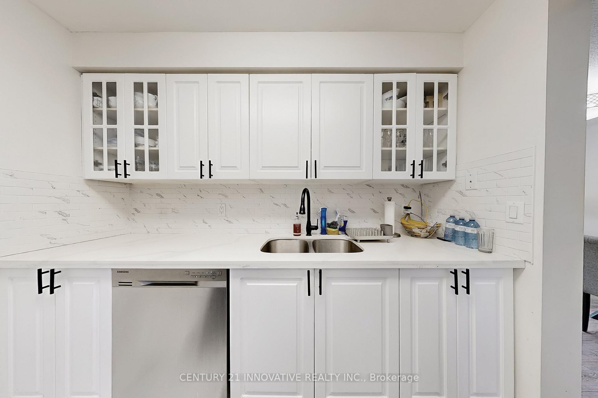 Photo 11 of Unit 501, 1000 The Esplanade N, Pickering, Town Centre — HOMEH