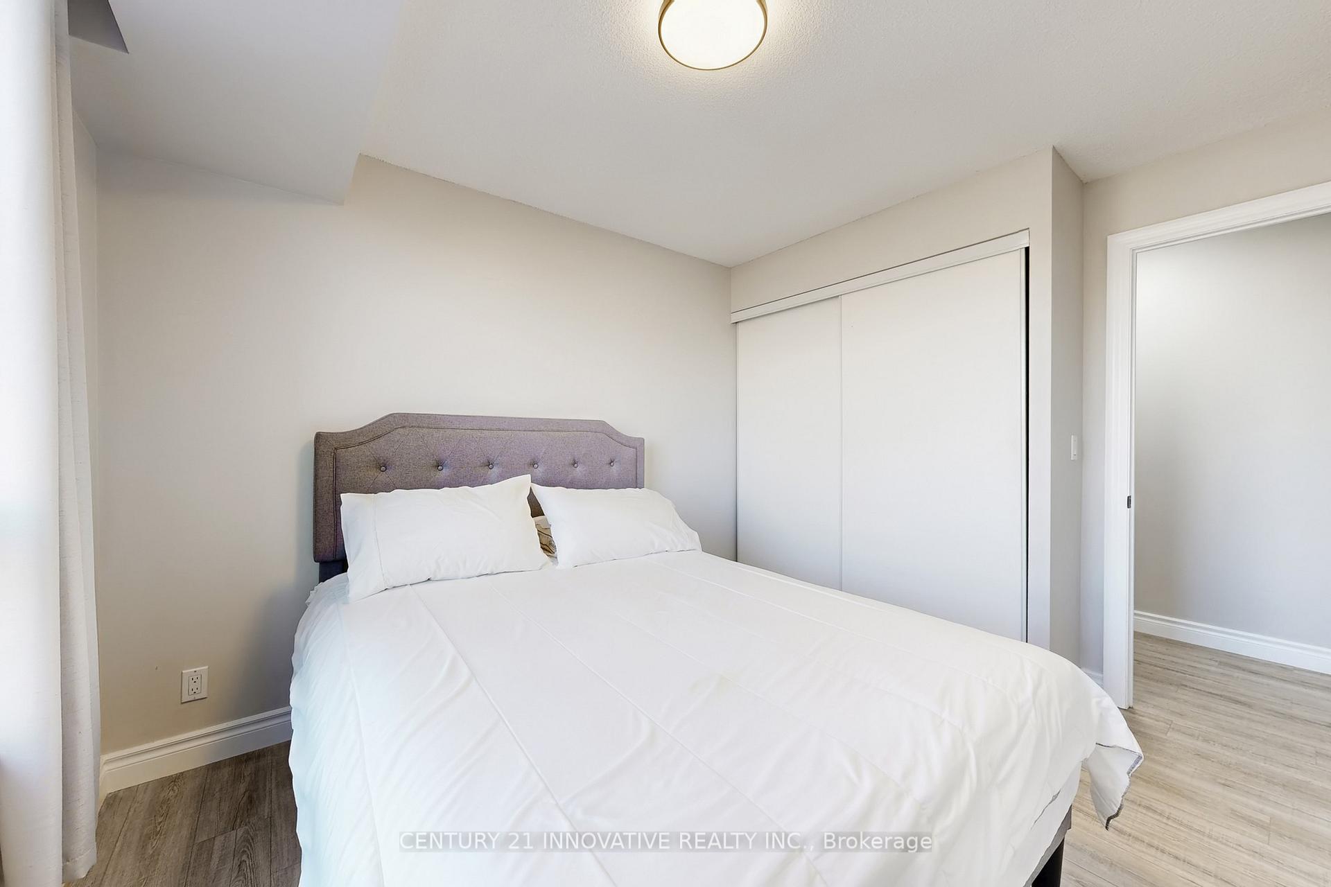 Photo 18 of Unit 501, 1000 The Esplanade N, Pickering, Town Centre — HOMEH