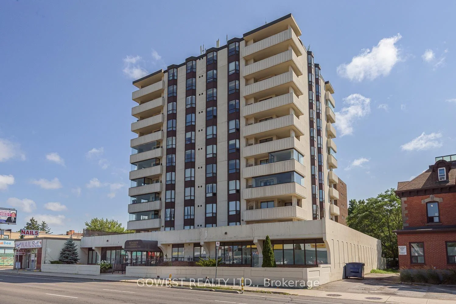 Front of Unit 1104, 432 Main Street E