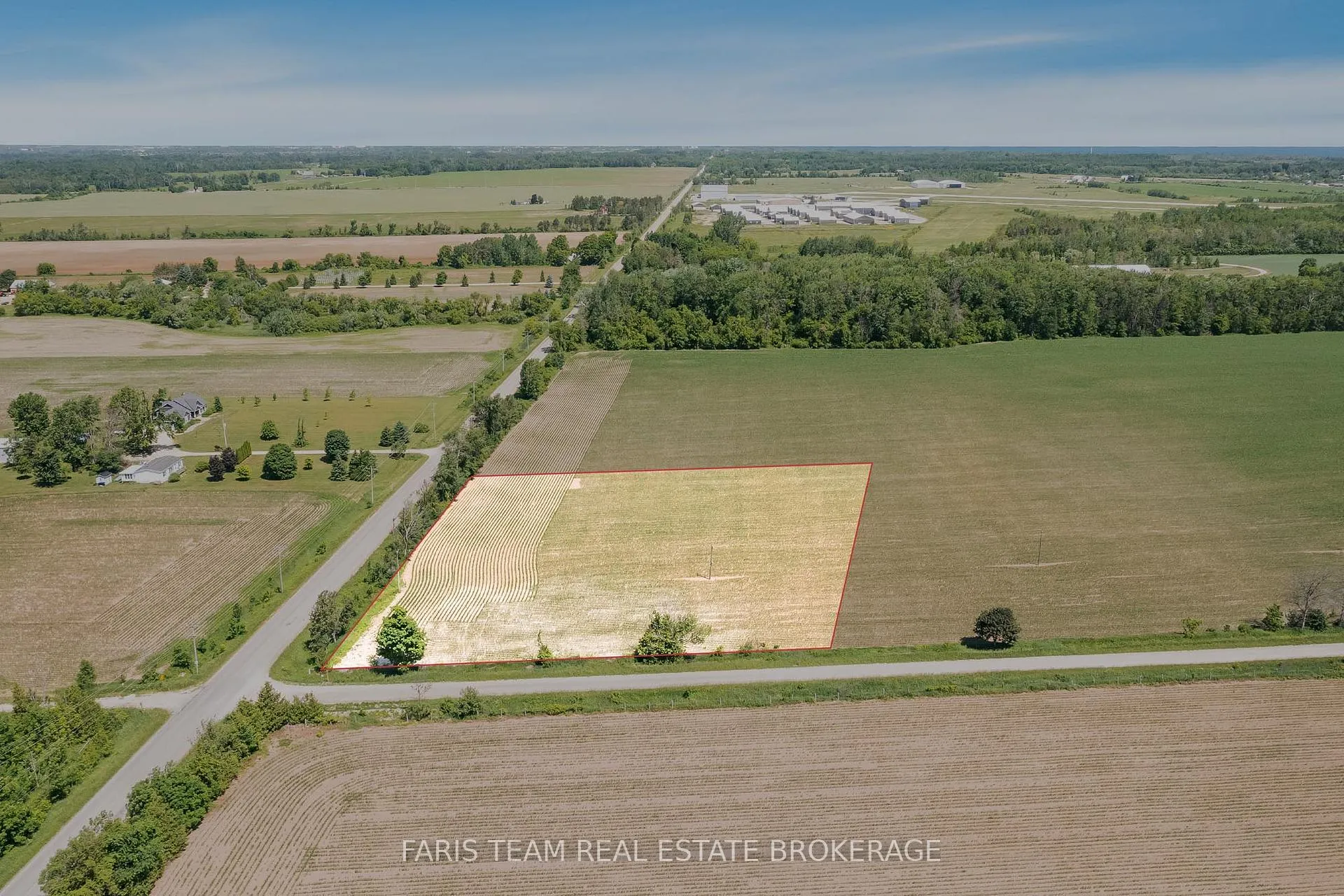 Photo 2 of 7046 Sideroad 30/31 Nottawasaga, Clearview, Stayner — HOMEH