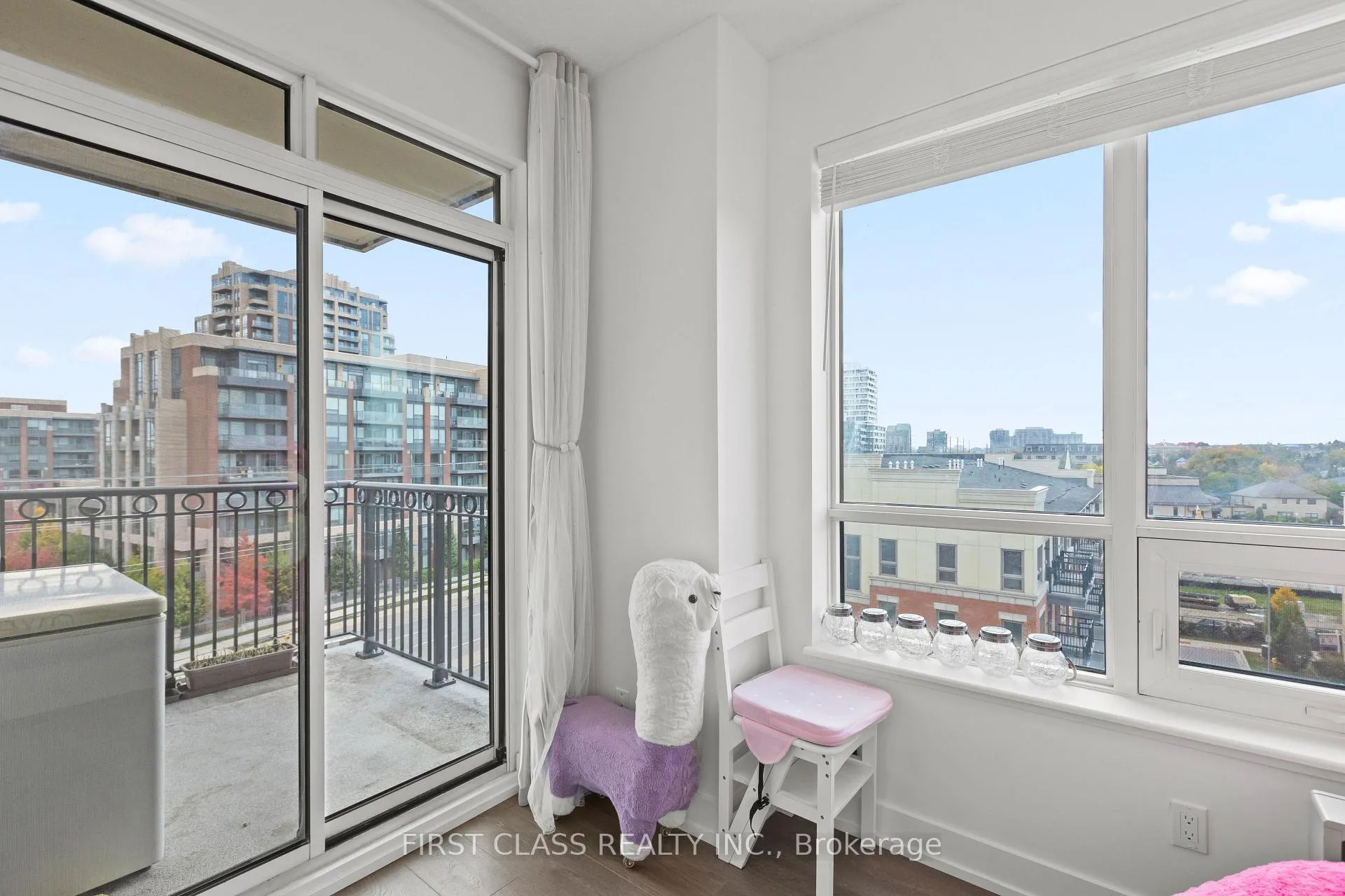 Photo 17 of Unit 615W, 268 Buchanan Drive, Markham, Unionville — HOMEH