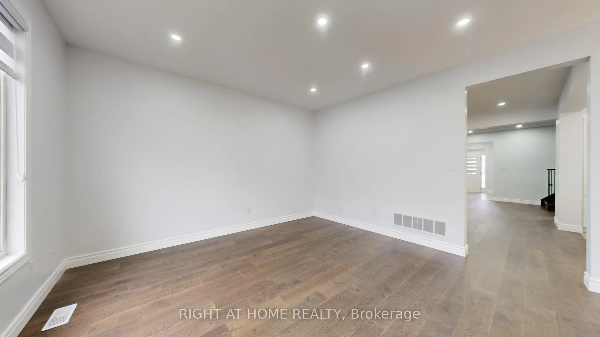 Photo 11 of 45 Denali Crescent, Brampton, Bram East — HOMEH