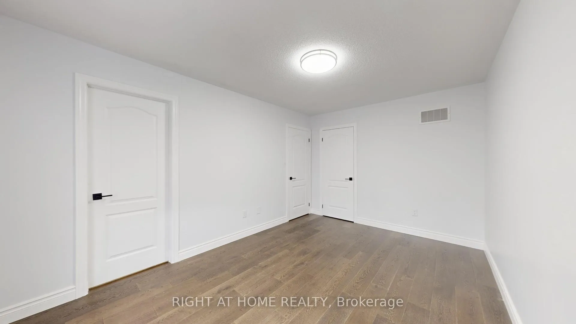 Photo 35 of 45 Denali Crescent, Brampton, Bram East — HOMEH