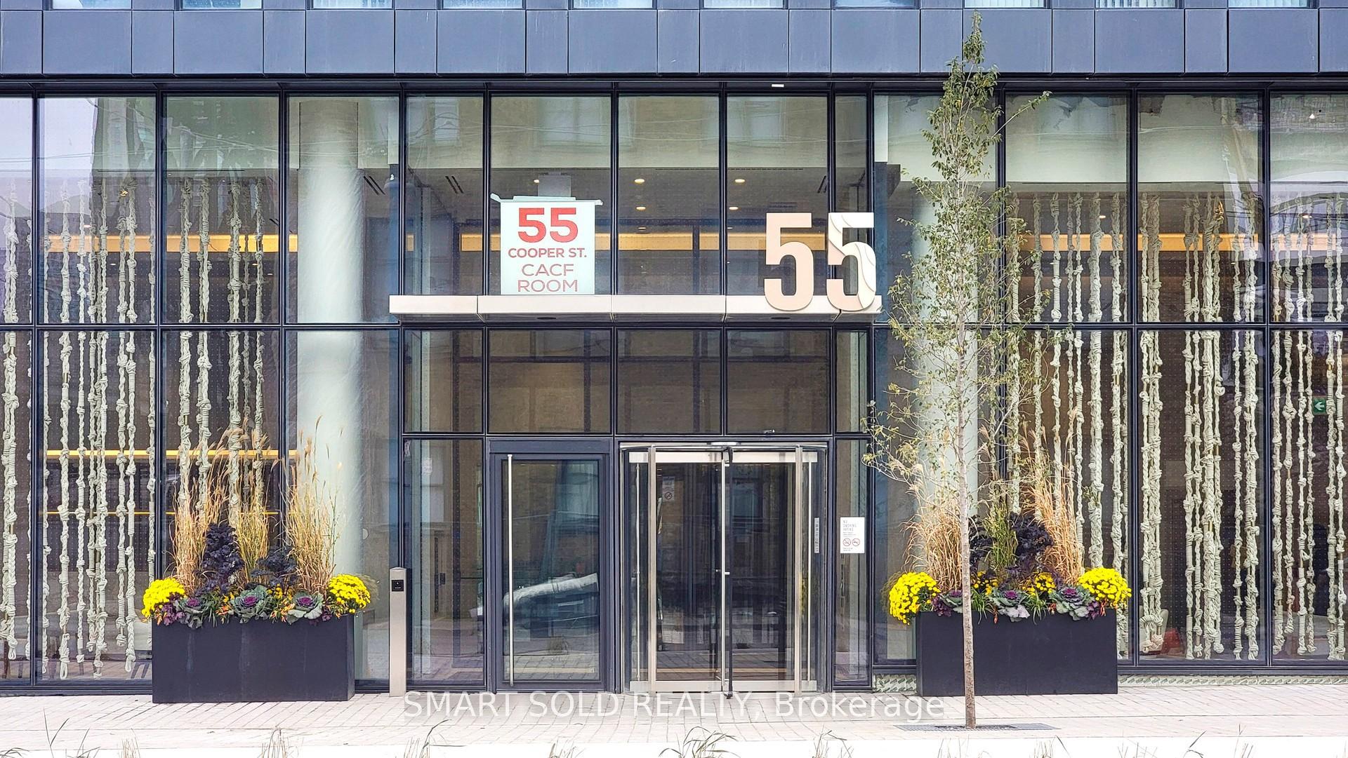 Photo 2 of Unit 5802, 55 Cooper Street, Toronto, Waterfront Communities — HOMEH