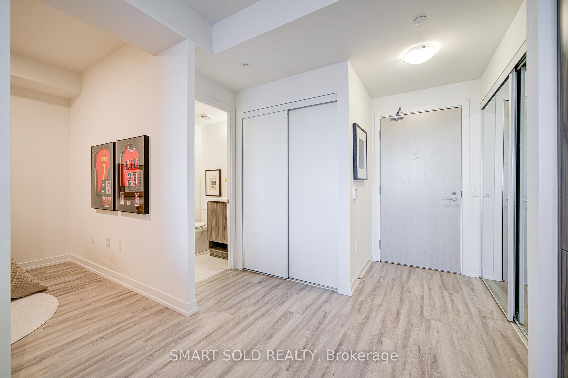 Photo 8 of Unit 5802, 55 Cooper Street, Toronto, Waterfront Communities — HOMEH