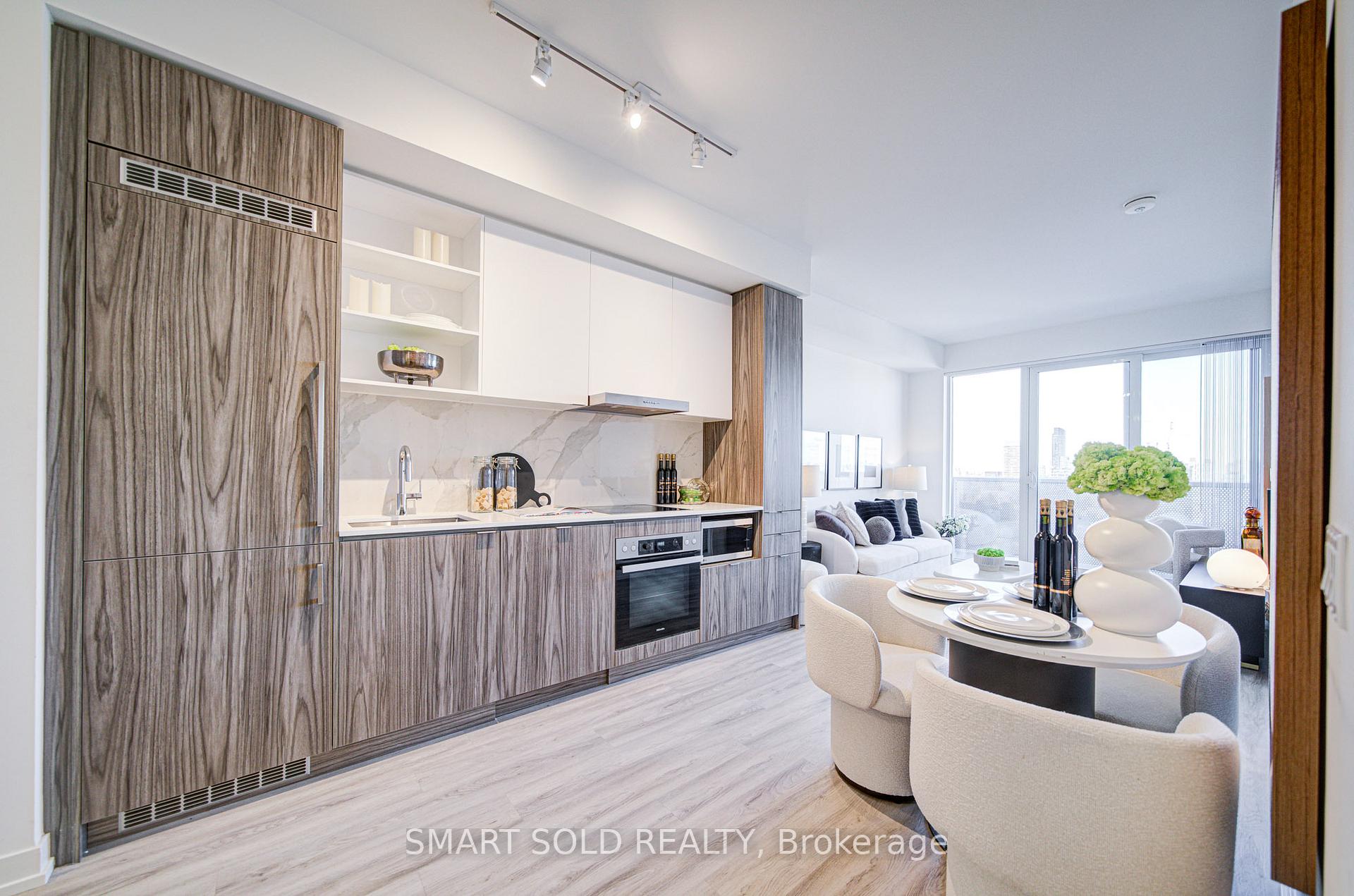 Photo 13 of Unit 5802, 55 Cooper Street, Toronto, Waterfront Communities — HOMEH