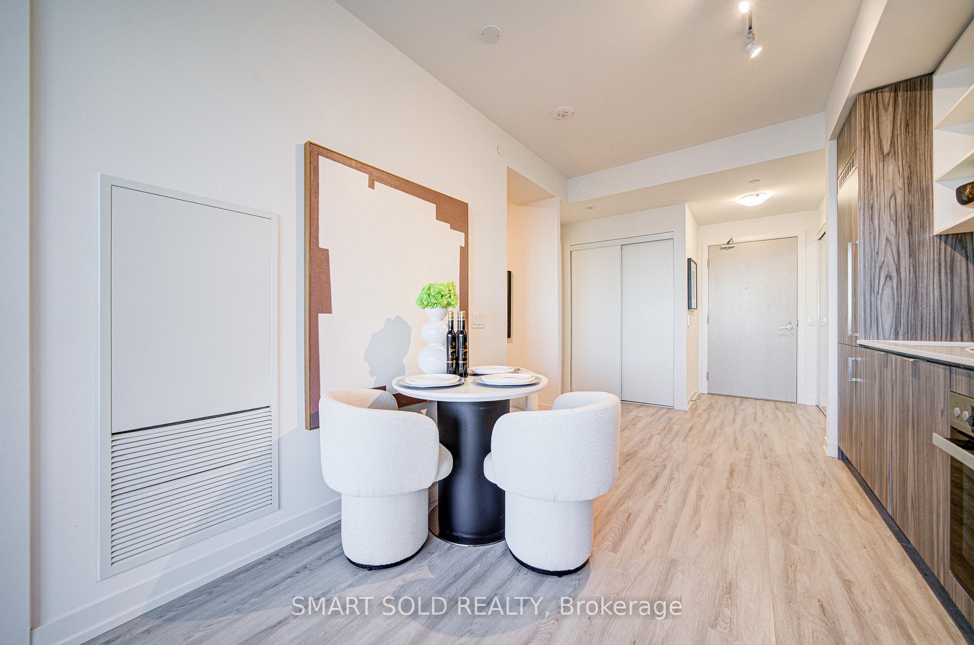 Photo 17 of Unit 5802, 55 Cooper Street, Toronto, Waterfront Communities — HOMEH