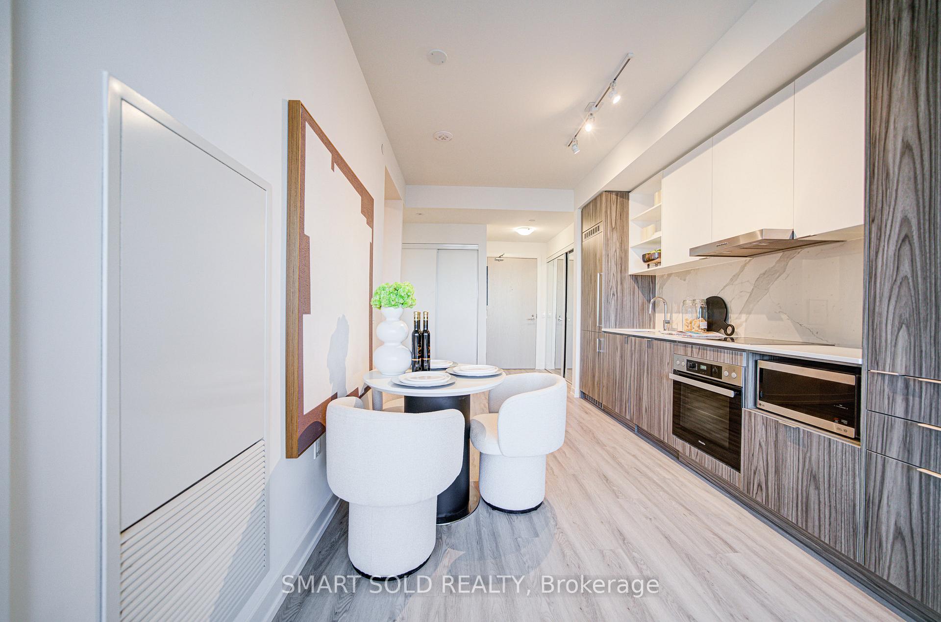Photo 18 of Unit 5802, 55 Cooper Street, Toronto, Waterfront Communities — HOMEH