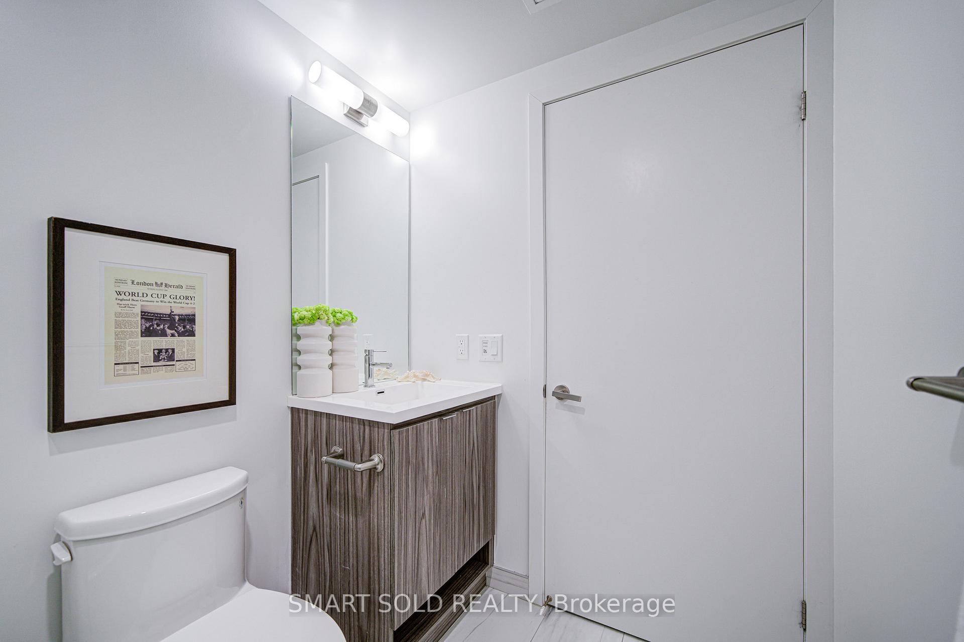 Photo 31 of Unit 5802, 55 Cooper Street, Toronto, Waterfront Communities — HOMEH