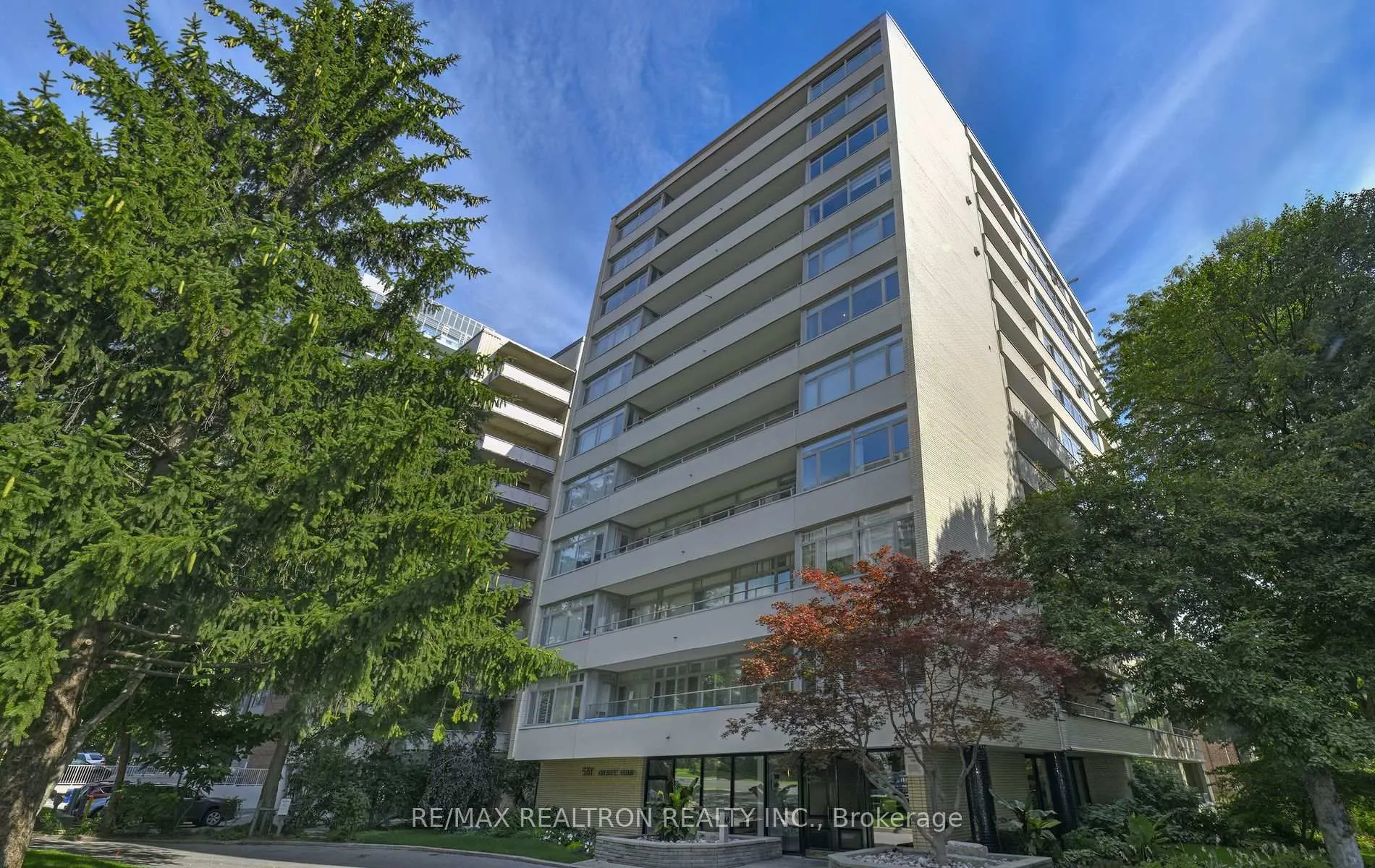 Photo 1 of Unit 501, 581 Avenue Rd, Toronto, Yonge-St. Clair — HOMEH