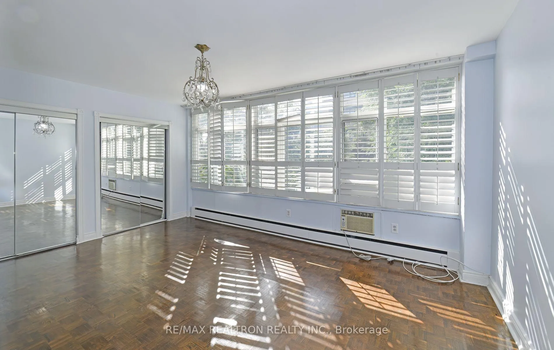 Photo 14 of Unit 501, 581 Avenue Rd, Toronto, Yonge-St. Clair — HOMEH