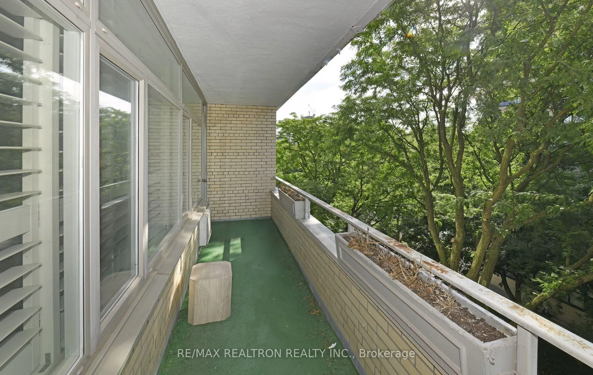 Photo 23 of Unit 501, 581 Avenue Rd, Toronto, Yonge-St. Clair — HOMEH