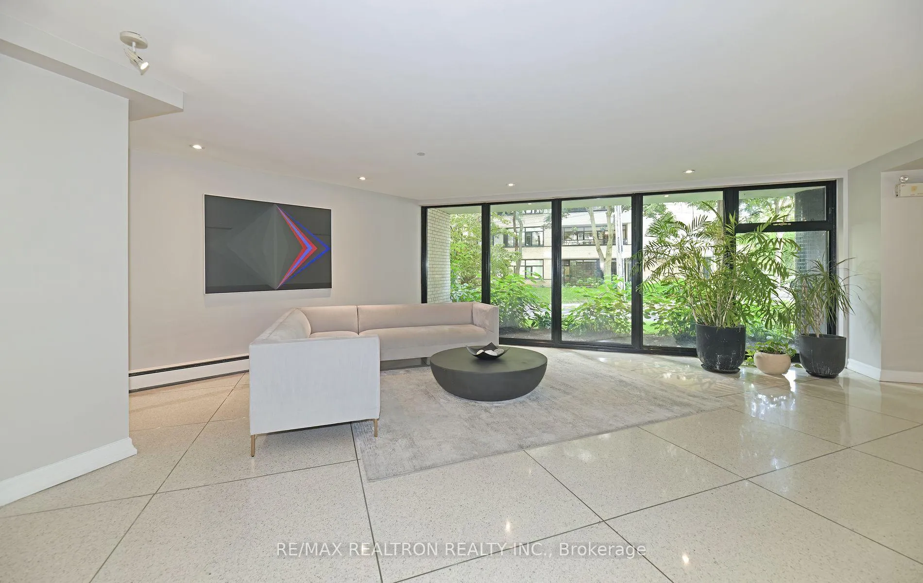 Photo 25 of Unit 501, 581 Avenue Rd, Toronto, Yonge-St. Clair — HOMEH
