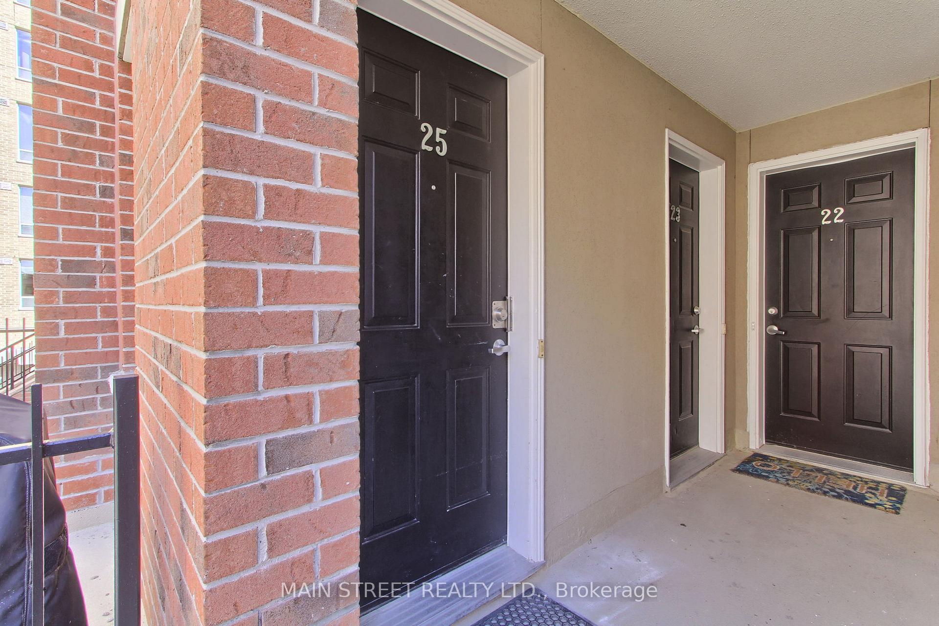 Photo 5 of Unit 25, 108 Redpath Avenue, Toronto, Mount Pleasant West — HOMEH